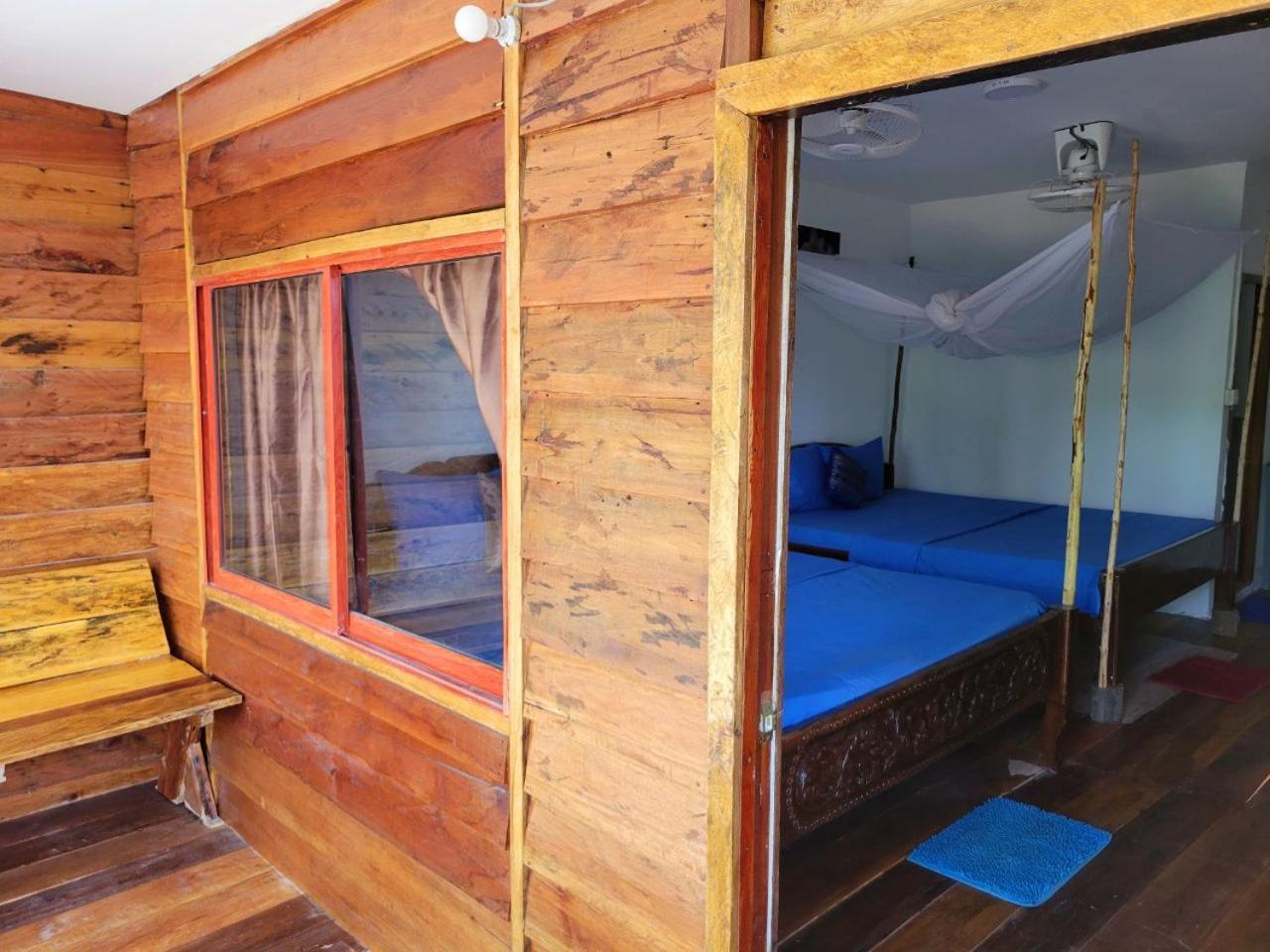 Mangrove Beach Bungalows Koh Rong Sanloem Exterior foto